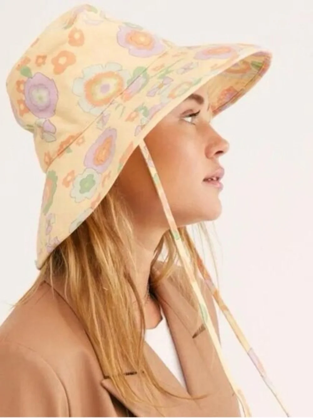 Lack Of Color Bucket Hat — Retro Floral